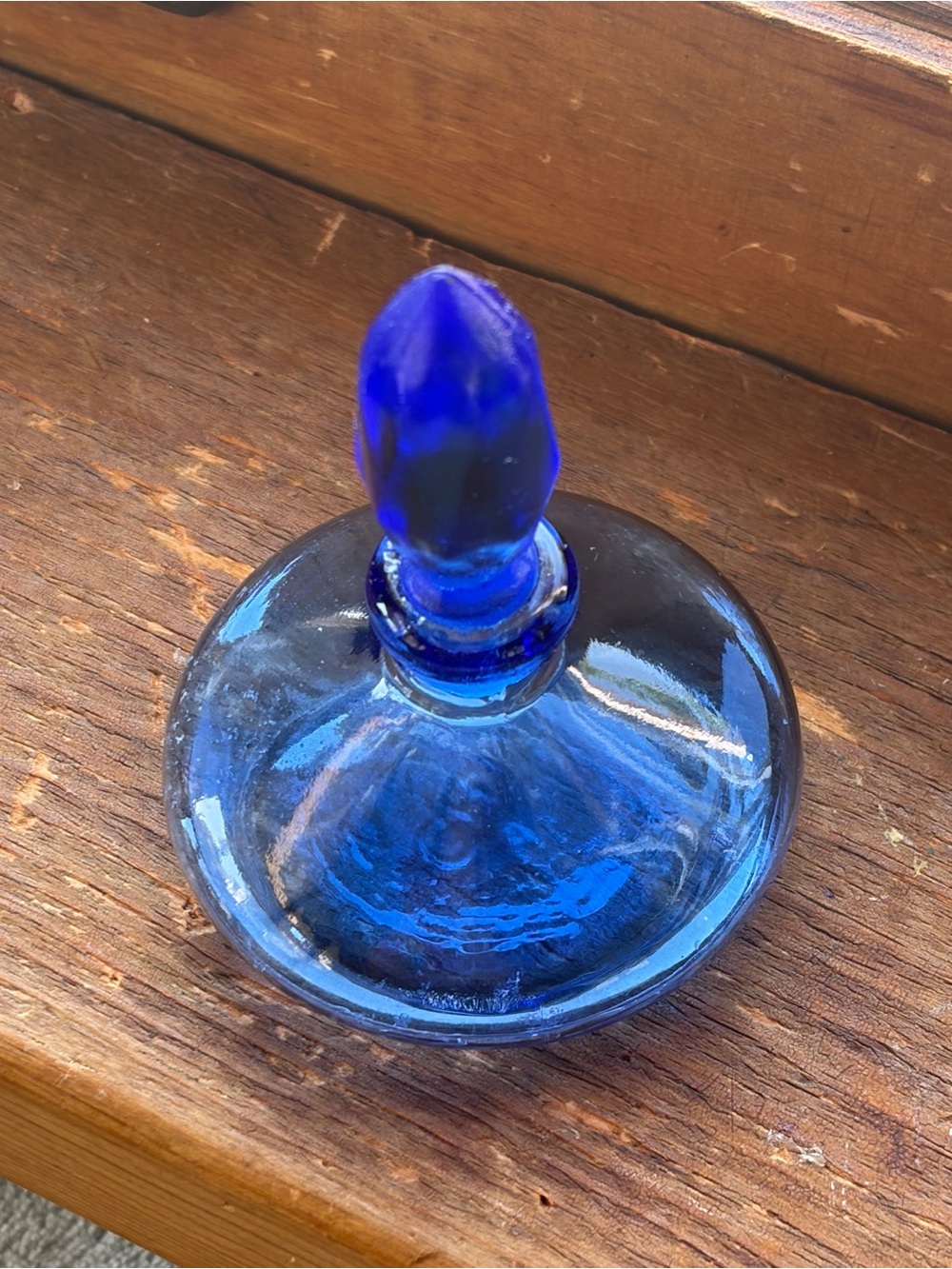 Vintage petite perfume bottle, glass stopper Beautiful blue retro - Picture 6 of 7